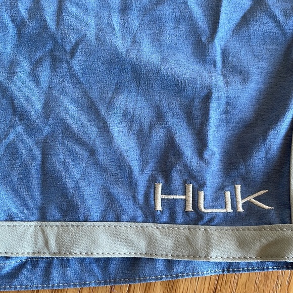HUK Quick Drying Shorts 36 - Picture 2 of 6